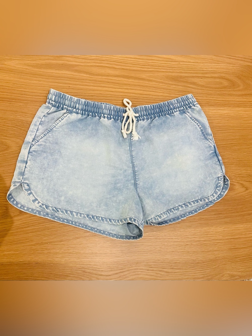 No Boundaries Light Blue Washed Elastic Waist Athletic Shorts Size Large